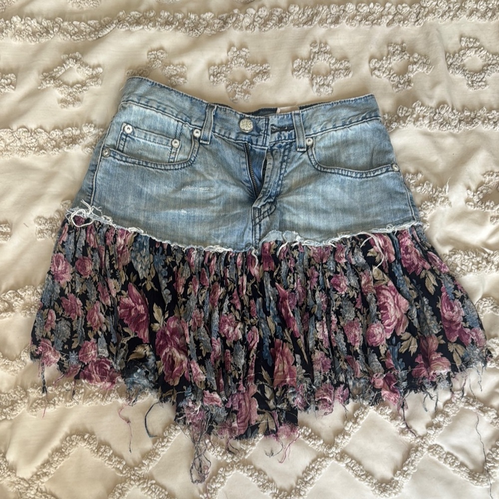 LF Upcycled Pink and Purple Ruffled Mini Skirt for Casual Wear